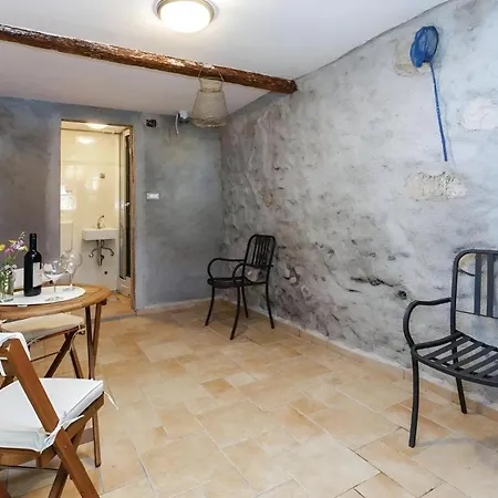 Apartamento Charming Old Captain's House With Sea View Bakar