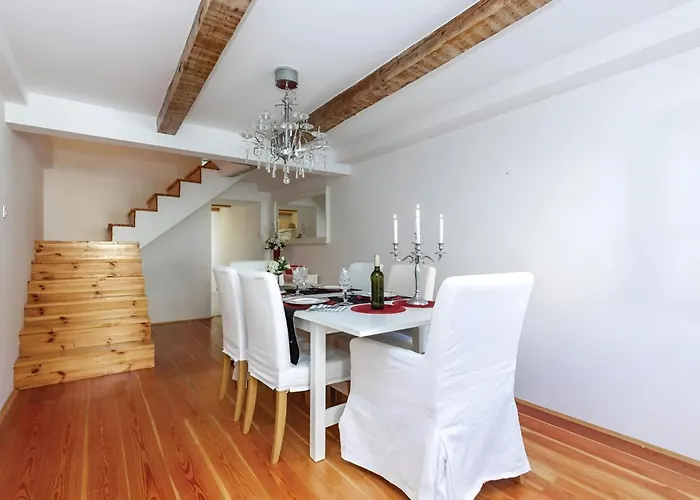 Apartment Charming Old House With Sea View