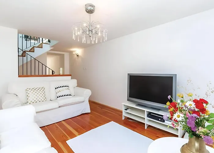 Apartman Charming Old House With Sea View *